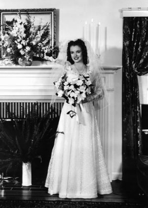 Marilyn - Wedding Attire