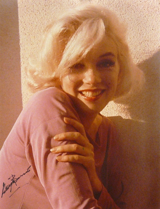 Marilyn's Pucci blouse worn during her George Barris photo shoot, 1962.  This is a favorite of mi…