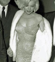 Marilyn monroe happy hot sale birthday mr president dress