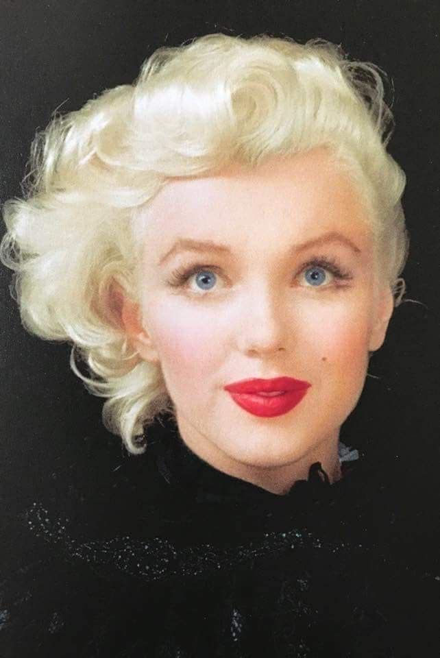How To Survive Being A Marilyn Fan Online